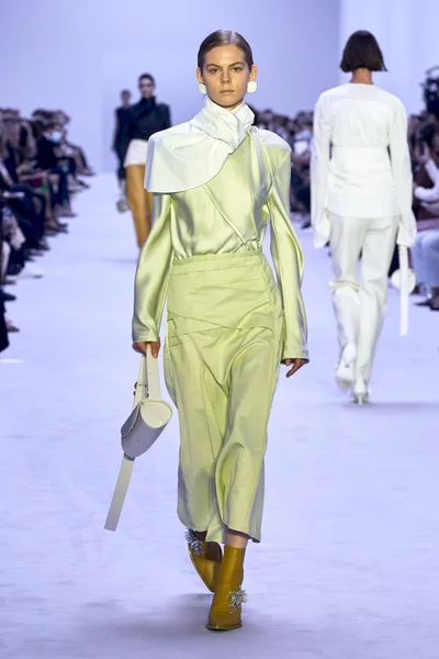Look 21